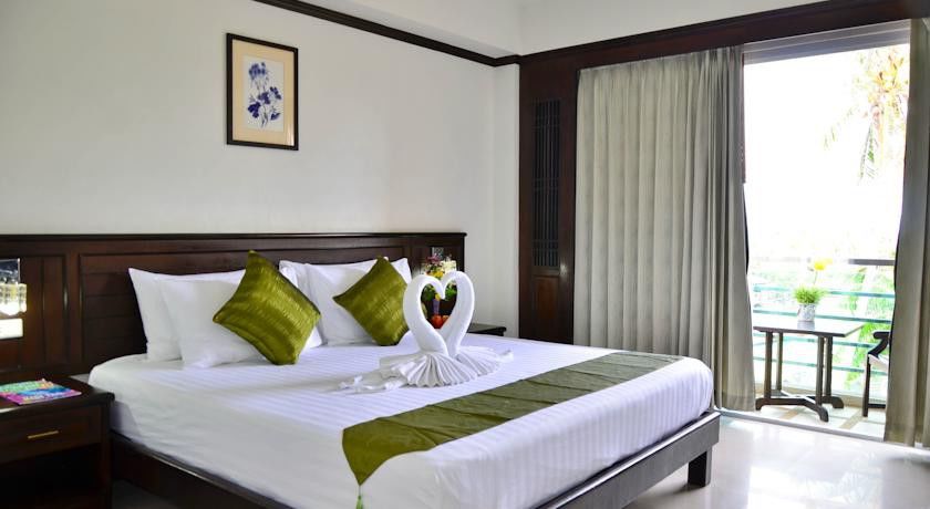 Hotel First Chaweng Beach