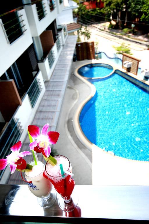 Hotel First Chaweng Beach